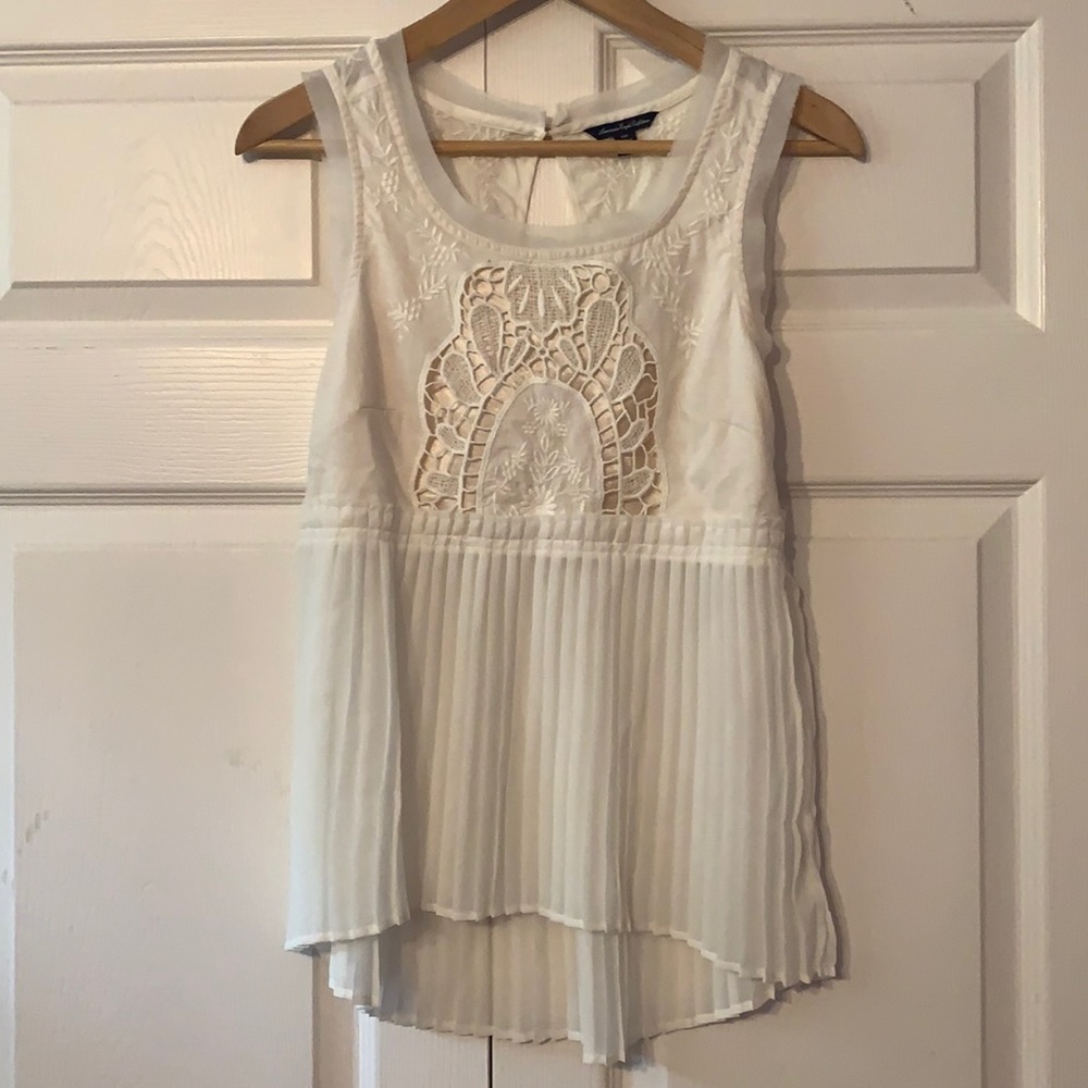 American Eagle Off white/ Cream Top